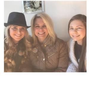 Meet your Posher, Angie